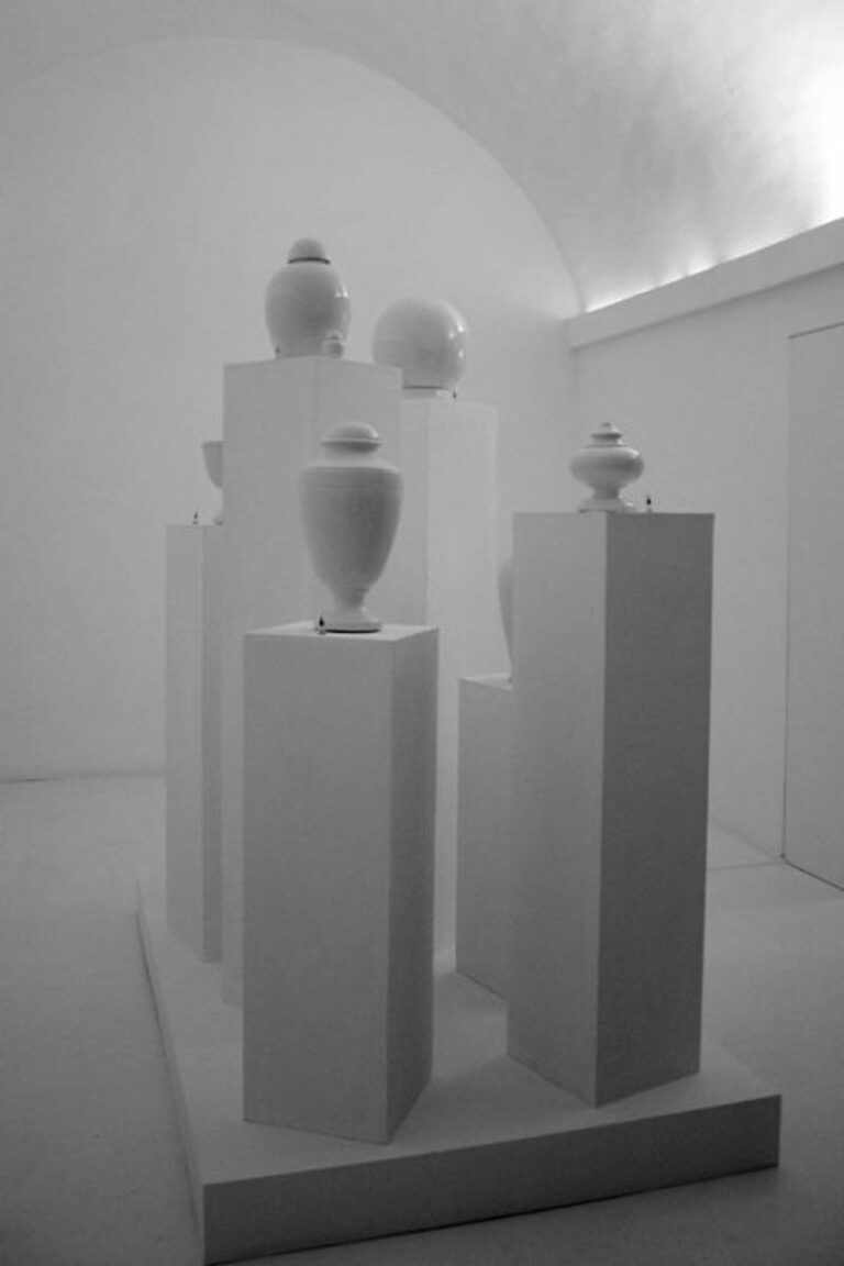 Installation view, Walter Picardi: Long Lasting Power, ceramic vases, wood, lamps, hidden speakers, sound card, computer, custom software design, photo: Teresa Capasso, at Akneos, 2010.